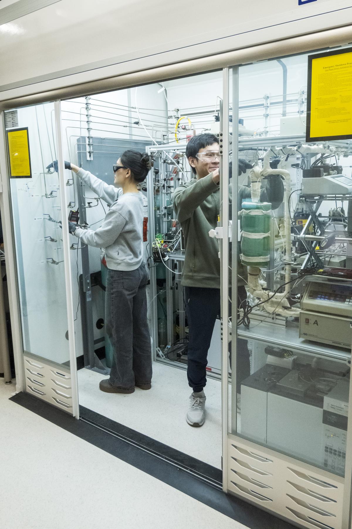 grad students in lab