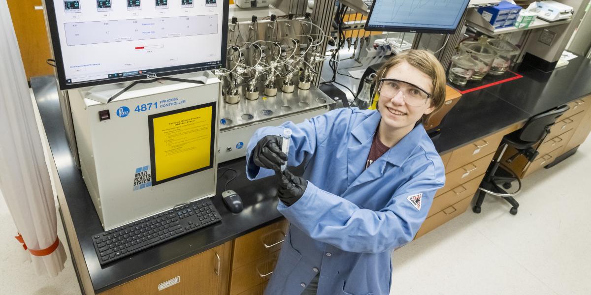 grad student in lab