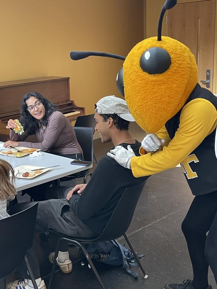 Buzz with student